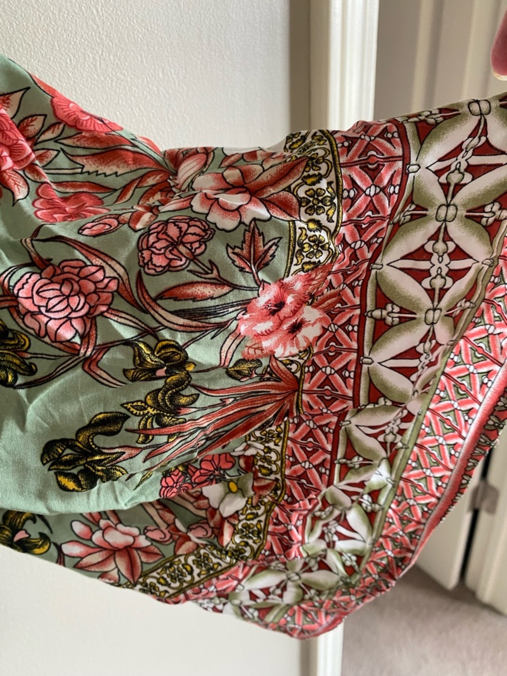 Suzanne Betro Mint Floral V-Neck Boho Tunic - Picture 9 of 11